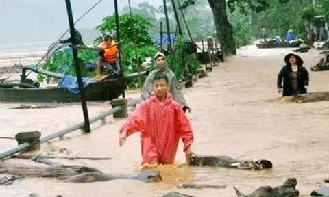 Dự báo thời tiết ngày 18/8: Cảnh báo mưa lũ ở Thanh Hoá, sạt lở đất ở phía Bắc